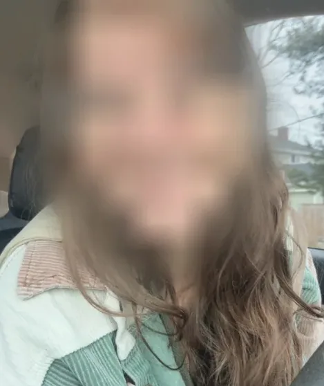 Alena, 40