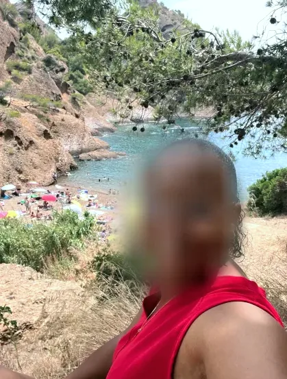 Celina, 33
