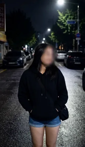 Ela, 27