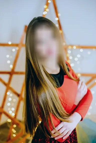 Elisa, 28