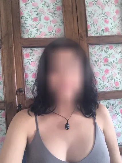 Kim, 38