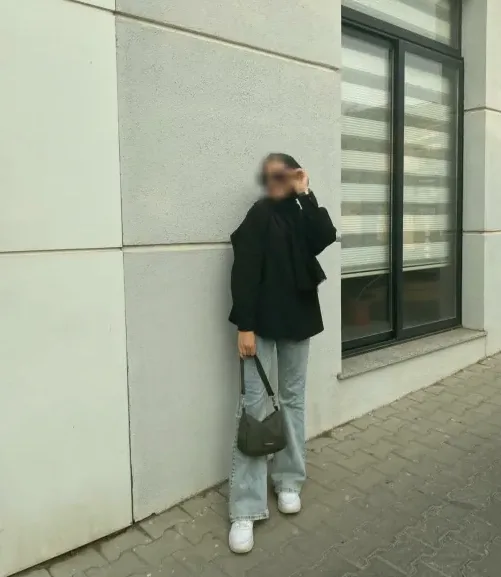 Lea, 26