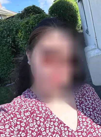 Nele, 28
