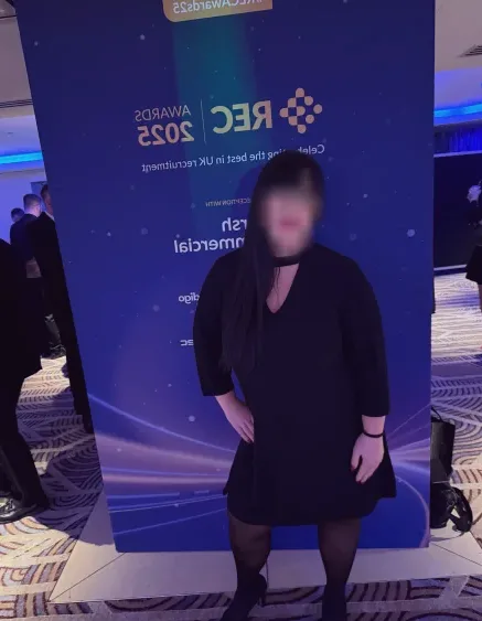 Nele, 31
