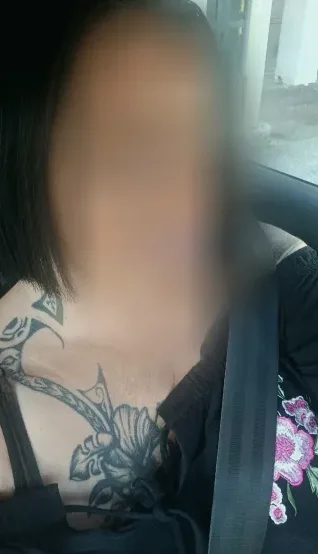 Emma, 37