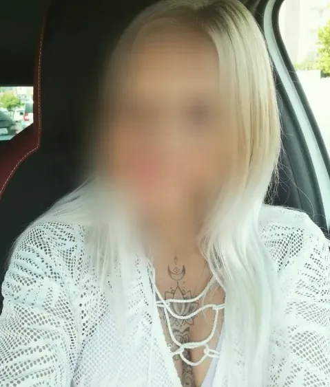 Jessica, 21