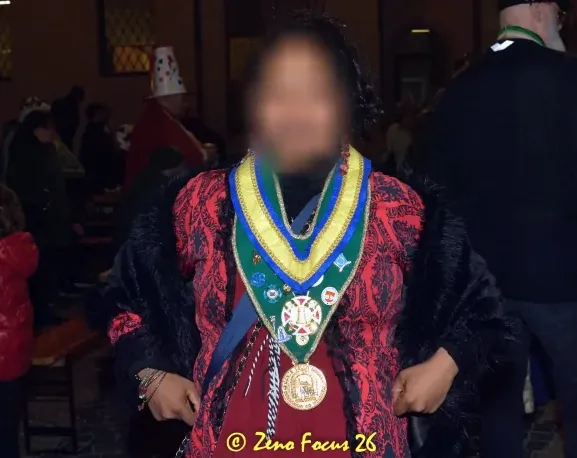 Lena, 35