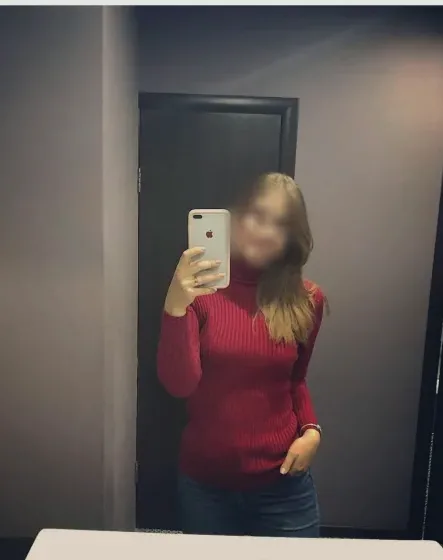 Luisa, 32