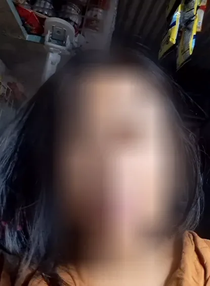 Marie, 32