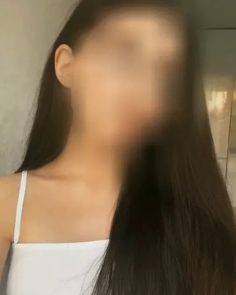 Merve, 23